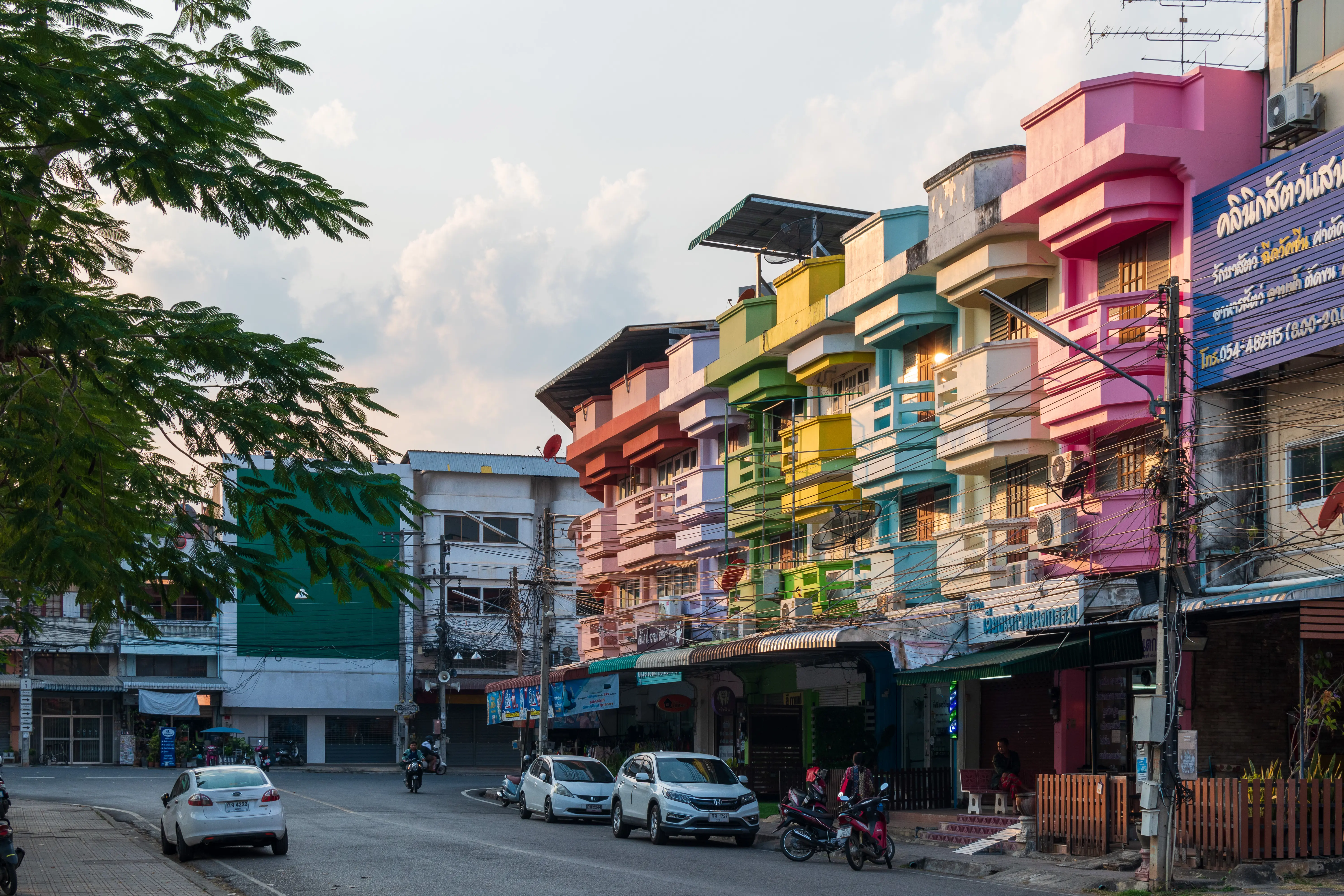 ที่มา: Wikimedia Commons บรรยากาศทั่วไปจังหวัดพะเยา