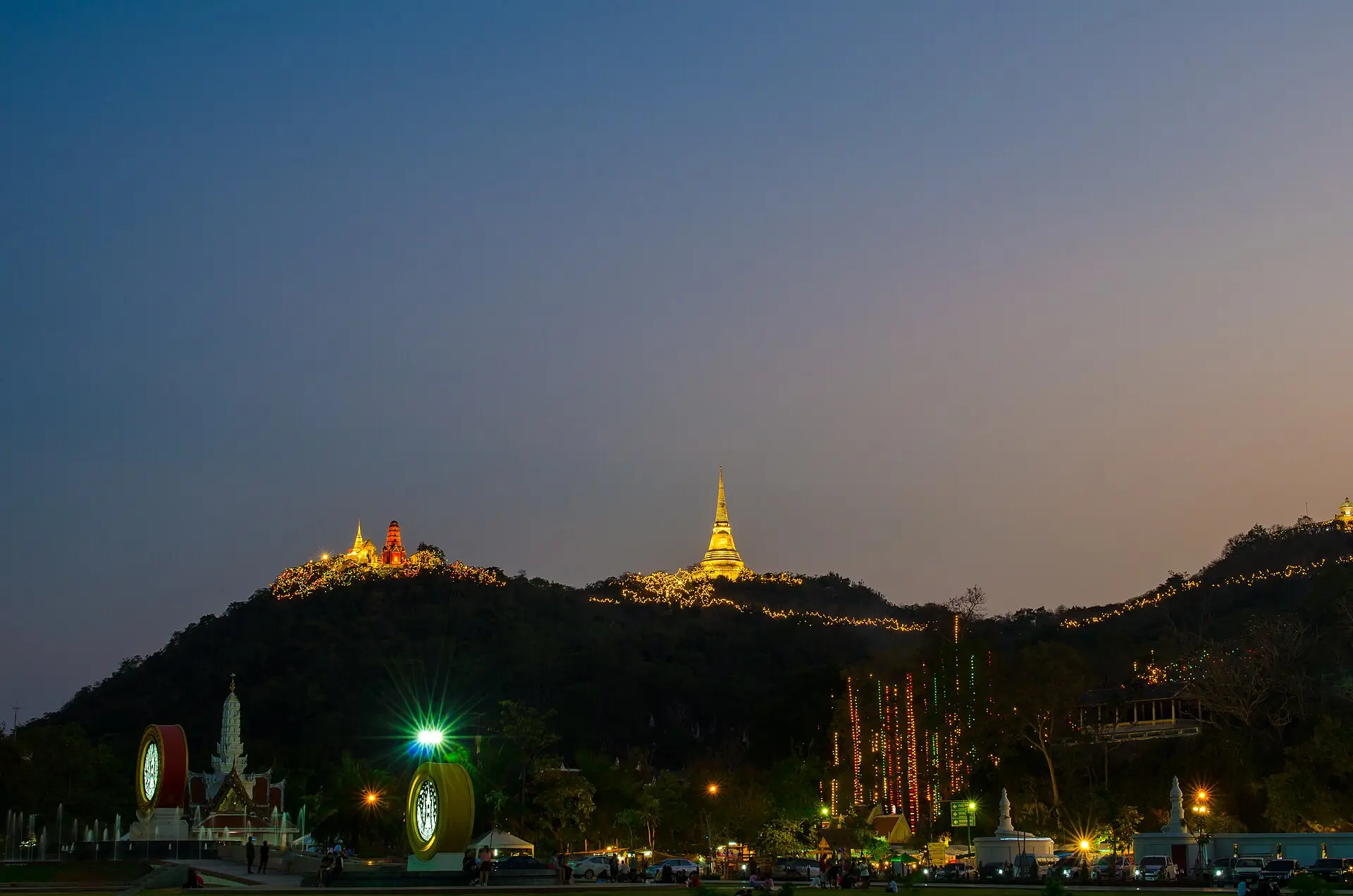 วัดพระธาตุจอมทอง
